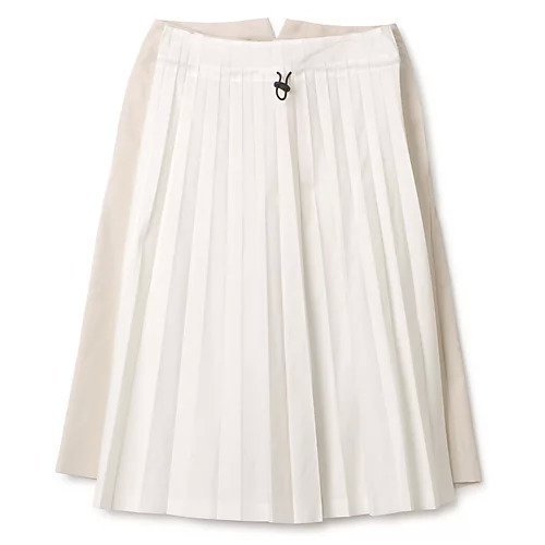 【トーガ プルラ/TOGA PULLA】のMemory twill pleats short pants インテリア・キッズ・メンズ・レディースファッション・服の通販 founy(ファニー) https://founy.com/ ファッション Fashion レディースファッション WOMEN パンツ Pants ハーフ / ショートパンツ Short Pants 2024年 2024 2024春夏・S/S Ss,Spring/Summer,2024 ドローコード Draw Cord フロント Front プリーツ Pleats |ID: prp329100004553553 ipo3291000000032184088