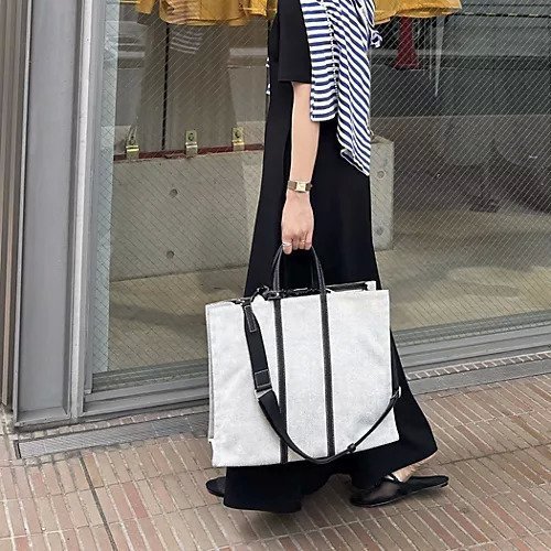 【ノーリーズ/NOLLEY'S】の【De MAKER/ディメーカー】 Big new vase bag-L インテリア・キッズ・メンズ・レディースファッション・服の通販 founy(ファニー) https://founy.com/ ファッション Fashion レディースファッション Fashion for Women エレガント 上品 Elegant コレクション Collection, Seasonal Line 巾着 Drawstring Bag, Kinchaku ショルダー Shoulder, Shoulder Strap シンプル Simple, Minimal スマート Smart, Elegant フロント Front, Front Design |ID: prp329100004555560 ipo3291000000033821446
