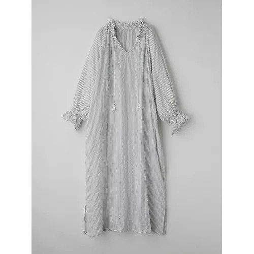 【ナナデコール/nanadecor】のユーカリストライプタッセルワンピース インテリア・キッズ・メンズ・レディースファッション・服の通販 founy(ファニー) https://founy.com/ ファッション Fashion レディースファッション Fashion for Women ワンピース Dresses シャーリング Shirring, Ruched ストライプ Stripe, Striped Pattern スリーブ Sleeve, Long Sleeve / Short Sleeve タッセル Tassel, Fringe リボン Ribbon, Bow リラックス Relax, Relaxed Fit 水着 Swimsuit, Swimwear |ID: prp329100004559100 ipo3291000000032232521