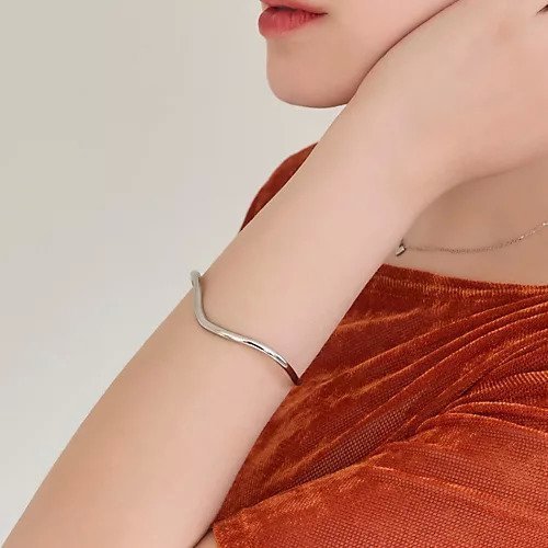 【フィービィー/phoebe】の【金属アレルギー対応】ウェーブラインメタルバングル/サージカルステンレス 人気、トレンドファッション・服の通販 founy(ファニー) 　ファッション　Fashion　レディースファッション　Fashion for Women　おすすめ　Recommended / Our Picks　トレンド　Trend, Trending Now　バランス　Balance, Style Balance　フォルム　Silhouette, Form　ブレスレット　Bracelet, Wristband　ベーシック　Basic, Essential　other-2|ID: prp329100004559109 ipo3291000000033369544
