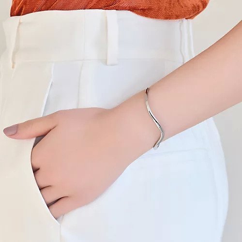 【フィービィー/phoebe】の【金属アレルギー対応】ウェーブラインメタルバングル/サージカルステンレス 人気、トレンドファッション・服の通販 founy(ファニー) 　ファッション　Fashion　レディースファッション　Fashion for Women　おすすめ　Recommended / Our Picks　トレンド　Trend, Trending Now　バランス　Balance, Style Balance　フォルム　Silhouette, Form　ブレスレット　Bracelet, Wristband　ベーシック　Basic, Essential　other-3|ID: prp329100004559109 ipo3291000000034959531