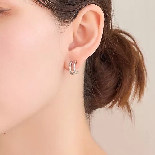 【フィービィー/phoebe】の【金属アレルギー対応】メタル ビジュー2ラインピアス シルバー/サージカルステンレス インテリア・キッズ・メンズ・レディースファッション・服の通販 founy(ファニー) https://founy.com/ ファッション Fashion レディースファッション Fashion for Women シルバー Silver, Metallic Silver スタイリッシュ Stylish, Fashionable ビジュー Bijou, Jewel-like Accent メタル Metal, Metal Parts |ID: prp329100004559111 ipo3291000000033369578