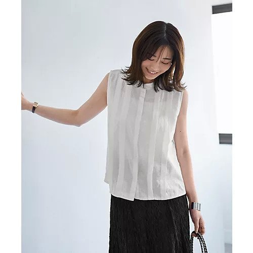 【スタイルデリ/STYLE DELI】の麻混立ち襟ノースリタックブラウス インテリア・キッズ・メンズ・レディースファッション・服の通販 founy(ファニー) 　ファッション　Fashion　レディースファッション　WOMEN　トップス・カットソー　Tops/Tshirt　シャツ/ブラウス　Shirts/Blouses　イエロー　Yellow　インナー　Inner　カーディガン　Cardigan　キャミソール　Camisole　サロペット　Overalls　シンプル　Simple　ジャケット　Jacket　スタンド　Stand　ストレート　Straight　スリット　Slit　ノースリーブ　No Sleeve　夏　Summer　ホワイト|ID: prp329100004563543 ipo3291000000032271643