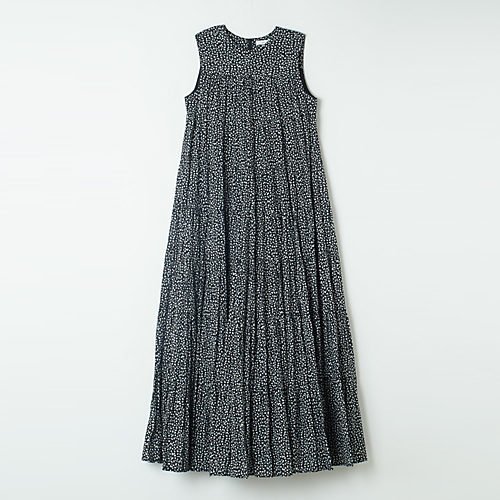 【マリハ/MARIHA】のミューズのドレス Baby Daisies インテリア・キッズ・メンズ・レディースファッション・服の通販 founy(ファニー) https://founy.com/ ファッション Fashion レディースファッション WOMEN ワンピース Dress ドレス Party Dresses インナー Inner ジャケット Jacket ティアード Tiered デニム Denim ドレス Dress バランス Balance パターン Pattern モノトーン Monotone ラウンド Round ロング Long エレガント 上品 Elegant 洗える Washable |ID: prp329100004563625 ipo3291000000032272223