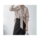 【スタイルデリ/STYLE DELI】のボリュームボウタイ付きシャツ グレージュ|ID: prp329100004565338 ipo3291000000032286440