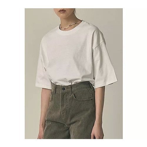【マージュール/marjour】のHALF SLEEVE OVER TEE(25SS) インテリア・キッズ・メンズ・レディースファッション・服の通販 founy(ファニー) https://founy.com/ ファッション Fashion レディースファッション Fashion for Women トップス・カットソー Cut & Sew Tops インナー Innerwear サロペット Overalls, Salopette シアー Sheer, See-Through ショルダー Shoulder, Shoulder Strap ジャケット Jacket, Outerwear スタンダード Standard, Basic ストレッチ Stretch, Stretchy Fabric ドロップ Drop Shoulder, Dropped Style 定番 Standard, Basic Item ベーシック Basic, Essential ポケット Pocket, Pocket Detail 夏 Summer 2025年 2025 2025春夏・S/S Spring/Summer 2025 SS25 |ID: prp329100004568686 ipo3291000000032321618