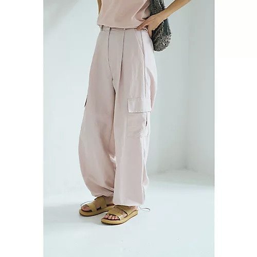 【マージュール/marjour】のNYLON PARACHUTE PANTS インテリア・キッズ・メンズ・レディースファッション・服の通販 founy(ファニー) 　ファッション　Fashion　レディースファッション　WOMEN　パンツ　Pants　秋　Autumn/Fall　シャーリング　Shirring　スウェット　Sweat　ストレッチ　Stretch　スポーティ　Sporty　タイツ　Tights　タンク　Tank　長袖　Long Sleeve　フラット　Flat　プリント　Print　ポケット　Pocket　ワイド　Wide　冬　Winter　おすすめ　Recommend　夏　Summer　エレガント 上品　Elegant　PINK|ID: prp329100004568693 ipo3291000000032321706