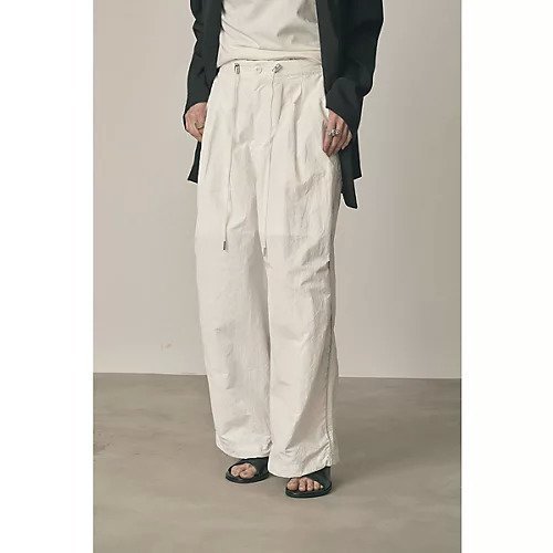 【マージュール/marjour】のWATER-REPELLENT PANTS インテリア・キッズ・メンズ・レディースファッション・服の通販 founy(ファニー) 　ファッション　Fashion　レディースファッション　WOMEN　パンツ　Pants　グログラン　Grosgrain　ショート　Short　シンプル　Simple　ストレッチ　Stretch　ストレート　Straight　ドローストリング　Drawstring　ポケット　Pocket　おすすめ　Recommend　夏　Summer　ビジネス 仕事 通勤　Business　OFFWHITE|ID: prp329100004568694 ipo3291000000032321711
