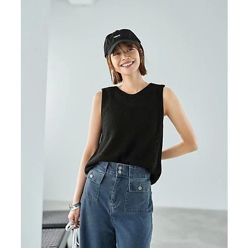 【スタイルデリ/STYLE DELI】のエフォートレス落ち感ニットタンクトップ インテリア・キッズ・メンズ・レディースファッション・服の通販 founy(ファニー) 　ファッション　Fashion　レディースファッション　WOMEN　トップス・カットソー　Tops/Tshirt　ニット　Knit Tops　イエロー　Yellow　インナー　Inner　カットソー　Cut And Sew　キャミソール　Camisole　サロペット　Overalls　シンプル　Simple　ジャケット　Jacket　スリット　Slit　タンク　Tank　定番　Standard　ノースリーブ　No Sleeve　夏　Summer　ブラック|ID: prp329100004570037 ipo3291000000032334573