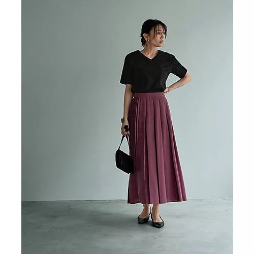 【スタイルデリ/STYLE DELI】の【ものづくりJAPAN】DIORAMAシルキースムース/VネックT 人気、トレンドファッション・服の通販 founy(ファニー) 　ファッション　Fashion　レディースファッション　WOMEN　トップス・カットソー　Tops/Tshirt　Vネック　V-Neck　インド　India　インナー　Inner　カットソー　Cut And Sew　カーディガン　Cardigan　コレクション　Collection　サロペット　Overalls　シンプル　Simple　ジャケット　Jacket　スタイリッシュ　Stylish　ストレート　Straight　スリット　Slit　デコルテ　Decolletage　フォルム　Form　ベーシック　Basic　半袖　Short Sleeve　日本製　Made In Japan　ビジネス 仕事 通勤　Business　other-2|ID: prp329100004570048 ipo3291000000032334666