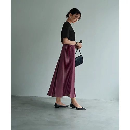 【スタイルデリ/STYLE DELI】の【ものづくりJAPAN】DIORAMAシルキースムース/VネックT 人気、トレンドファッション・服の通販 founy(ファニー) 　ファッション　Fashion　レディースファッション　WOMEN　トップス・カットソー　Tops/Tshirt　Vネック　V-Neck　インド　India　インナー　Inner　カットソー　Cut And Sew　カーディガン　Cardigan　コレクション　Collection　サロペット　Overalls　シンプル　Simple　ジャケット　Jacket　スタイリッシュ　Stylish　ストレート　Straight　スリット　Slit　デコルテ　Decolletage　フォルム　Form　ベーシック　Basic　半袖　Short Sleeve　日本製　Made In Japan　ビジネス 仕事 通勤　Business　other-3|ID: prp329100004570048 ipo3291000000032334668