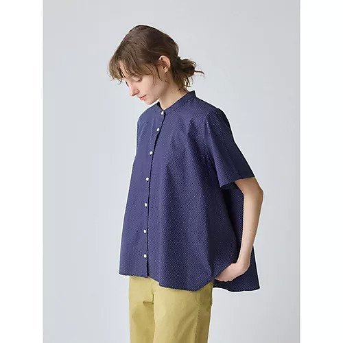 【ミディウミ/MidiUmi】のハーフスリーブドットAラインシャツ 人気、トレンドファッション・服の通販 founy(ファニー) 　ファッション　Fashion　レディースファッション　Fashion for Women　トップス・カットソー　Cut & Sew Tops　シャツ・ブラウス・オフィスカジュアル　Elegant Blouses & Button-Ups　ドット　Polka Dot, Dot Pattern　フレア　Flare, Flared　ブロード　Broadcloth, Fine Cotton　ワイド　Wide, Wide Fit　人気　Popular, Best Seller　半袖　Short Sleeve, Half Sleeve　A/W・秋冬　Autumn/Winter　other-3|ID: prp329100004570056 ipo3291000000032334725