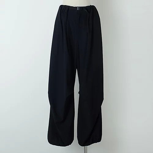 【エミ/emmi】の【洗える】【撥水】eco撥水パラシュートパンツ インテリア・キッズ・メンズ・レディースファッション・服の通販 founy(ファニー) 　ファッション　Fashion　レディースファッション　WOMEN　パンツ　Pants　アウトドア　Outdoor　バルーン　Balloon　夏　Summer　洗える　Washable　ブラック|ID: prp329100004570073 ipo3291000000032334851