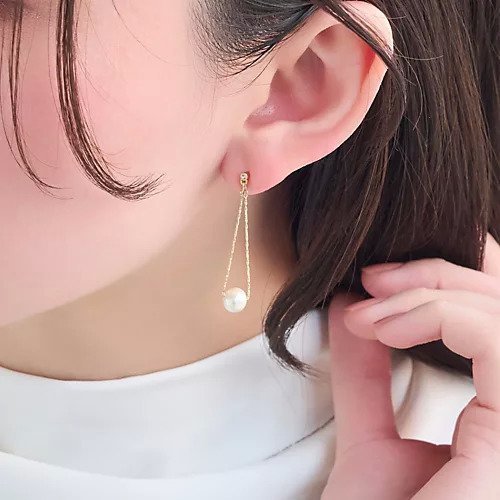【フィービィー/phoebe】の【痛くないシリーズ/金属アレルギー対応】トライアングルコットンパールライトフィットイヤリング インテリア・キッズ・メンズ・レディースファッション・服の通販 founy(ファニー) https://founy.com/ ファッション Fashion レディースファッション Fashion for Women ジュエリー Jewelry ファッションリング Fashion Rings イヤリング・フープ・ドロップタイプ Hoop, Drop & Clip Earrings イヤリング Earrings ガラス Glass, Glassware クリスタル Crystal, Swarovski チェーン Chain, Chain Strap トライアングル Triangle, Triangular Shape パール Pearl, Pearl Accent フォルム Silhouette, Form フォーマル Formal, Dressy ワンポイント One Point, Statement Accent 軽量 Lightweight, Ultra Light |ID: prp329100004570223 ipo3291000000032336184
