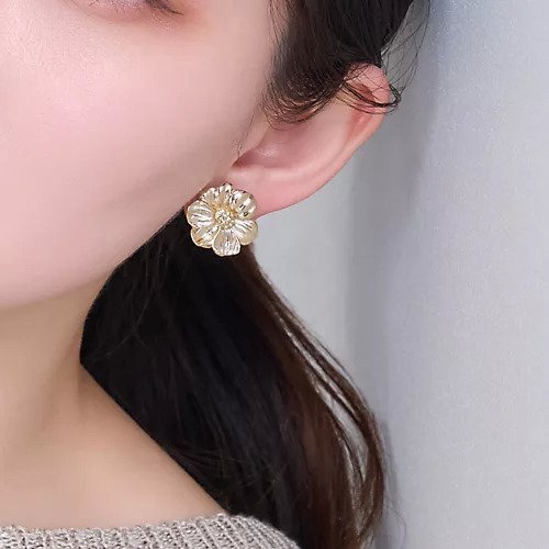 【フィービィー/phoebe】のフレグラントフラワーメタルイヤリング インテリア・キッズ・メンズ・レディースファッション・服の通販 founy(ファニー) https://founy.com/ ファッション Fashion レディースファッション Fashion for Women ジュエリー Jewelry ファッションリング Fashion Rings イヤリング・フープ・ドロップタイプ Hoop, Drop & Clip Earrings ガーリー Girly, Feminine Style シンプル Simple, Minimal フラワー Flower, Floral |ID: prp329100004571588 ipo3291000000032347805