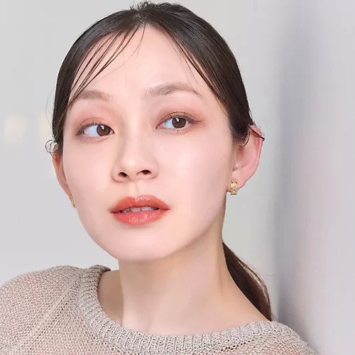 【フィービィー/phoebe】の【痛くないシリーズ/金属アレルギー対応】マーガレットフラワーフープライトフィットイヤリング ゴールド 人気、トレンドファッション・服の通販 founy(ファニー) 　ファッション　Fashion　レディースファッション　Fashion for Women　ジュエリー　Jewelry　ファッションリング　Fashion Rings　イヤリング・フープ・ドロップタイプ　Hoop, Drop & Clip Earrings　イヤリング　Earrings　ビジュー　Bijou, Jewel-like Accent　フラワー　Flower, Floral　モチーフ　Motif, Design Theme　エレガント 上品　Elegant　軽量　Lightweight, Ultra Light　other-2|ID: prp329100004571592 ipo3291000000032347831