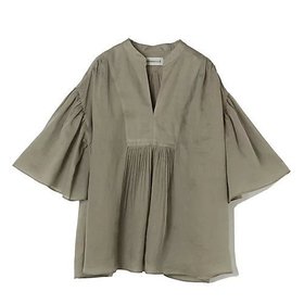 【エクラ/eclat】 シアーラミーブラウス人気、トレンドファッション・服の通販 founy(ファニー) ファッション Fashion レディースファッション WOMEN トップス・カットソー Tops/Tshirt シャツ/ブラウス Shirts/Blouses ギャザー Gather ショルダー Shoulder スリット Slit ドロップ Drop フレア Flare フロント Front ヨーク Yoke エレガント 上品 Elegant 別注 Special Order 夏 Summer |ID:prp329100004571792