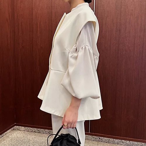 【エムセブンデイズ/M7days】のペプラムジレ 人気、トレンドファッション・服の通販 founy(ファニー) 　ファッション　Fashion　レディースファッション　Ladies' Fashion Online　アウター　Coat Outerwear　トップス・カットソー　Tops/Tshirt　ベスト/ジレ　Gilets/Vests　ストレッチ　Stretch　タートル　Turtle　バランス　Balance　フロント　Front　ベスト　Vest　ペプラム　Peplum　other-3|ID: prp329100004571881 ipo3291000000032631967