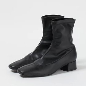 【ファビオ ルスコーニ/FABIO RUSCONI】のストレッチブーツ 人気、トレンドファッション・服の通販 founy(ファニー) ファッション Fashion レディースファッション Ladies' Fashion Online ストレッチ Stretch フィット Fit ブロック Block 今季 This Season |ID:prp329100004572506