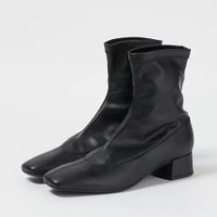 【ファビオ ルスコーニ/FABIO RUSCONI】のストレッチブーツ 人気、トレンドファッション・服の通販 founy(ファニー) ファッション Fashion レディースファッション Ladies' Fashion Online ストレッチ Stretch フィット Fit ブロック Block 今季 This Season |ID:prp329100004572506