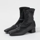 【ファビオ ルスコーニ/FABIO RUSCONI】のストレッチブーツ 人気、トレンドファッション・服の通販 founy(ファニー) ファッション Fashion レディースファッション Fashion for Women ストレッチ Stretch, Stretchy Fabric フィット Fit, Slim Fit ブロック Block, Solid Block Pattern 今季 This Season, Current Season thumbnail ブラック|ID: prp329100004572506 ipo3291000000034327999
