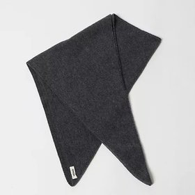 【オブラダ/Oblada】のTRIANGLE/ニットスカーフ 人気、トレンドファッション・服の通販 founy(ファニー) ファッション Fashion レディースファッション Fashion for Women トップス・カットソー Cut & Sew Tops ニット Knit Tops & Sweaters スカーフ Scarf, Neckwear トライアングル Triangle, Triangular Shape トレンド Trend, Trending Now 今季 This Season, Current Season 冬 Winter / This Winter 帽子 Hat, Headwear 防寒 Cold Protection, Winter-Ready |ID:prp329100004573043