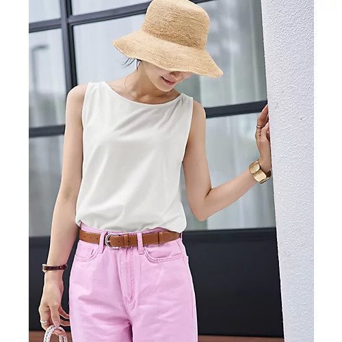 【スタイルデリ/STYLE DELI】の横幅広め開きネックのスムースノースリカットソー 人気、トレンドファッション・服の通販 founy(ファニー) 　ファッション　Fashion　レディースファッション　Fashion for Women　トップス・カットソー　Cut & Sew Tops　カットソー・ベーシックTシャツ　Cut-and-Sewn Tops / Stretch Tees & Basics　イエロー　Yellow　インナー　Innerwear　カットソー　Cut and Sewn Top　サロペット　Overalls, Salopette　ストレート　Straight, Straight Cut　スリット　Slit, Slit Detail　スーツ　Suit, Formalwear　タンク　Tank Top, Sleeveless Top　デコルテ　Décolleté, Neckline　定番　Standard, Basic Item　ノースリーブ　Sleeveless, No-Sleeve　フィット　Fit, Slim Fit　フォルム　Silhouette, Form　フラット　Flat, Flat Shoes　マーブル　Marble, Marble Pattern　ラウンド　Round, Round Neck　夏　Summer　エレガント 上品　Elegant　ビジネス 仕事 通勤　Business / Work / Commuting　 other-1|ID: prp329100004576747 ipo3291000000033831371