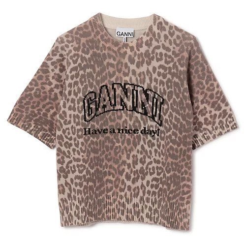 【ガニー/GANNI】のGraphic Wool Mix Printed Leopard T-shirt インテリア・キッズ・メンズ・レディースファッション・服の通販 founy(ファニー) https://founy.com/ ファッション Fashion レディースファッション Fashion for Women トップス・カットソー Cut & Sew Tops シャツ・ブラウス・オフィスカジュアル Elegant Blouses & Button-Ups ロングTシャツ・Tシャツ Longline T-Shirts & Tees 2025年 2025 2025-2026秋冬・A/W Autumn/Winter 2025–26 AW25–26 デニム Denim, Jeans Material フィット Fit, Slim Fit プリント Print, Printed Pattern レオパード Leopard, Animal Print ロング Long, Long-Length |ID: prp329100004577626 ipo3291000000035303790