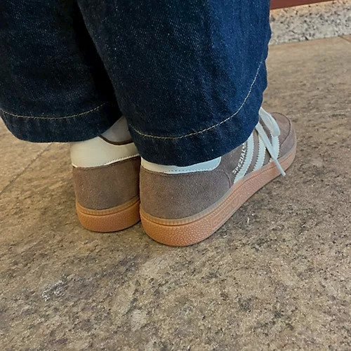 【アディダス オリジナルス/adidas Originals】のHANDBALL SPEZIAL W 人気、トレンドファッション・服の通販 founy(ファニー) 　ファッション　Fashion　レディースファッション　Ladies' Fashion Online　クラシック　Classic　シューズ　Shoes　スエード　Suede　スニーカー　Sneakers　スポーツ　Sports　デニム　Denim　ドレス　Dress　モダン　Modern　リラックス　Relax　人気　Popularity　other-3|ID: prp329100004577853 ipo3291000000032536944