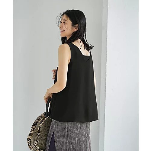 【スタイルデリ/STYLE DELI】のゆったりとしたタンク型Vネックブラウス 人気、トレンドファッション・服の通販 founy(ファニー) 　ファッション　Fashion　レディースファッション　WOMEN　トップス・カットソー　Tops/Tshirt　シャツ/ブラウス　Shirts/Blouses　Vネック　V-Neck　イエロー　Yellow　インナー　Inner　カーディガン　Cardigan　シンプル　Simple　ジョーゼット　Georgette　ストレート　Straight　スリット　Slit　タンク　Tank　デコルテ　Decolletage　トッパー　Topper　定番　Standard　ノースリーブ　No Sleeve　ペチコート　Petticoat　ペンシル　Pencil　夏　Summer　other-3|ID: prp329100004578705 ipo3291000000032434839