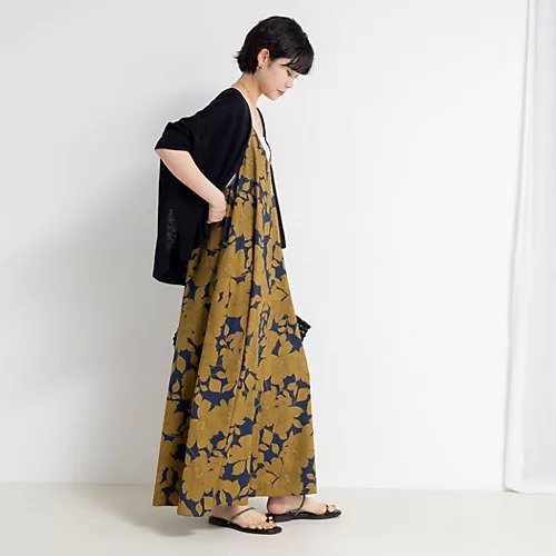 【ノーリーズ/NOLLEY'S】のフラワープリント&ムジキャミワンピース 人気、トレンドファッション・服の通販 founy(ファニー) 　ファッション　Fashion　レディースファッション　Fashion for Women　ワンピース　Dresses　キャミソールワンピース　Camisole Dresses　ヴィンテージ　Vintage Style　キャミソール　Camisole, Spaghetti Strap Top　タフタ　Taffeta, Structured Fabric　タンク　Tank Top, Sleeveless Top　定番　Standard, Basic Item　人気　Popular, Best Seller　フラワー　Flower, Floral　プリント　Print, Printed Pattern　無地　Plain, Solid Color　リラックス　Relax, Relaxed Fit　ロング　Long, Long-Length　冬　Winter / This Winter　おすすめ　Recommended / Our Picks　夏　Summer　旅行　Travel　2025年　2025　2025春夏・S/S　Spring/Summer 2025 SS25　other-3|ID: prp329100004580220 ipo3291000000033155810