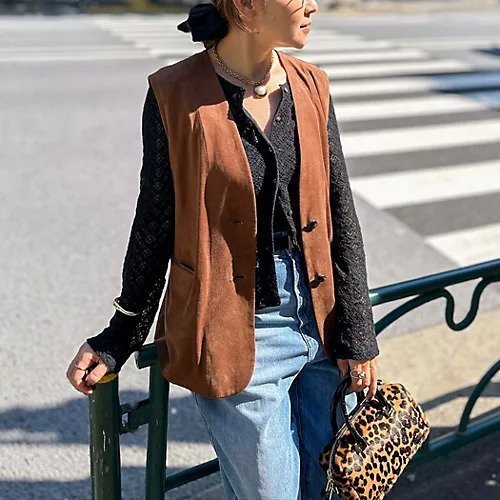 【ノーリーズ/NOLLEY'S】の《セットアップ対応》ストレッチスエードベルテッドジレ インテリア・キッズ・メンズ・レディースファッション・服の通販 founy(ファニー) https://founy.com/ ファッション Fashion レディースファッション Fashion for Women アウター Coat / Outerwear Collection トップス・カットソー Cut & Sew Tops ベスト&ジレ / 重ね着スタイル Vests & Gilets 2025年 2025 2025-2026秋冬・A/W Autumn/Winter 2025–26 AW25–26 おすすめ Recommended / Our Picks セットアップ Set-Up, Coordinated Outfit トレンド Trend, Trending Now フラップ Flap, Flap Pocket ポケット Pocket, Pocket Detail 今季 This Season, Current Season 秋 Autumn |ID: prp329100004586700 ipo3291000000034696254