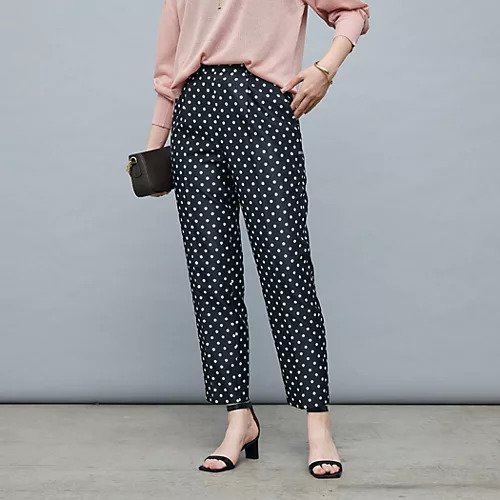 【ノーリーズソフィー/NOLLEY'S sophi】のウォッシャブルドットジャガードテーパードパンツ インテリア・キッズ・メンズ・レディースファッション・服の通販 founy(ファニー) https://founy.com/ ファッション Fashion レディースファッション Fashion for Women パンツ Pants & Trousers 2025年 2025 2025-2026秋冬・A/W Autumn/Winter 2025–26 AW25–26 おすすめ Recommended / Our Picks エレガント 上品 Elegant ストレッチ Stretch, Stretchy Fabric センター Center, Center Line ドット Polka Dot, Dot Pattern ロング Long, Long-Length |ID: prp329100004586713 ipo3291000000033047931