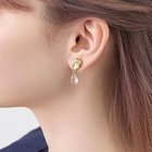 【フィービィー/phoebe】のシャイニードロップビジューピアス クリア|ID: prp329100004589602 ipo3291000000032562365