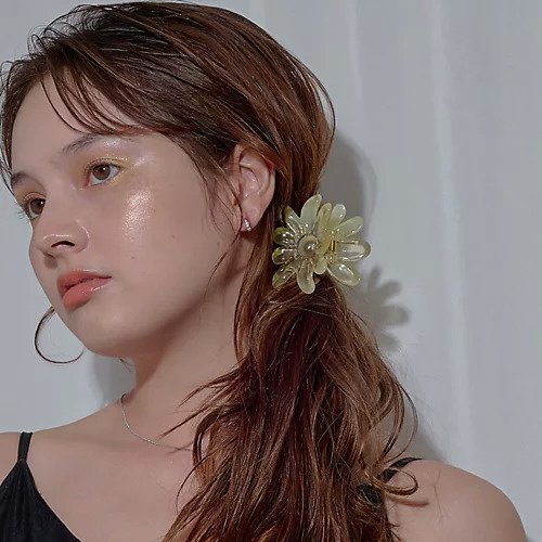 【フィービィー/phoebe】のフラワーカラーバンスクリップ イエロー 人気、トレンドファッション・服の通販 founy(ファニー) 　ファッション　Fashion　レディースファッション　Fashion for Women　おすすめ　Recommended / Our Picks　イエロー　Yellow　トレンド　Trend, Trending Now　ハーフ　Half, Half-Length　フラワー　Flower, Floral　モチーフ　Motif, Design Theme　人気　Popular, Best Seller　 other-1|ID: prp329100004589613 ipo3291000000032562413