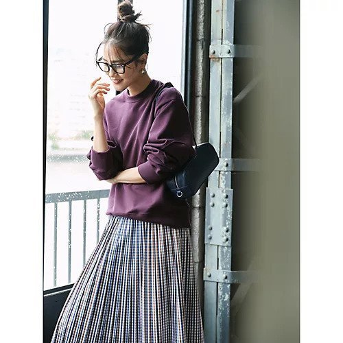 【チノ/CINOH】のHELENE SWEAT ELBOW PATCH DETAIL PULLOVER 人気、トレンドファッション・服の通販 founy(ファニー) 　ファッション　Fashion　レディースファッション　Fashion for Women　トップス・カットソー　Cut & Sew Tops　レディースパーカー・カジュアルフーディー　Casual Hoodies & Sweatshirts　カジュアルプルオーバー・ニットトップス　Pullovers & Knit Tops / Casual Pullovers　スウェット・クルーネックトップス　Sweatshirts & Crewnecks / Relaxed Fit Sweat Tops　スウェット / スエット　Sweatshirt, Sweatwear　ストライプ　Stripe, Striped Pattern　チェック　Check, Plaid, Tartan　プリーツ　Pleats, Pleated　メガネ　Glasses, Eyewear　メンズ　Men's, Menswear　今季　This Season, Current Season　別注　Limited Edition, Custom Order　洗える　Machine Washable　other-3|ID: prp329100004593103 ipo3291000000033342504