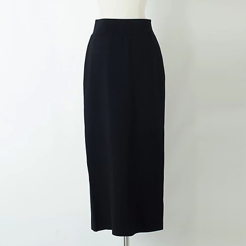 【トゥエルブクローゼット/12closet】の【福田麻琴さんコラボ】【洗える】ミラノリブIラインスカート インテリア・キッズ・メンズ・レディースファッション・服の通販 founy(ファニー) 　ファッションモデル・俳優・女優　Models　女性　Women　福田麻琴　Fukuda Makoto　ファッション　Fashion　レディースファッション　Ladies' Fashion Online　スカート　Skirt　コラボ　Collaboration　スリット　Slit　パッチ　Patch　ポケット　Pocket　ミラノリブ　Milan Ribs　洗える　Washable　ブラック|ID: prp329100004593119 ipo3291000000032612462