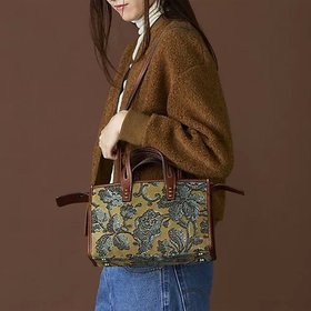 【ア ヴァケーション/A VACATION】 SABRINA BAROQUE FLW人気、トレンドファッション・服の通販 founy(ファニー) ファッション Fashion レディースファッション Ladies' Fashion Online スマート Smart ハンド Hand ポケット Pocket 台形 Trapezoid A/W・秋冬 Aw・Autumn/Winter・Fw・Fall-Winter |ID:prp329100004593142