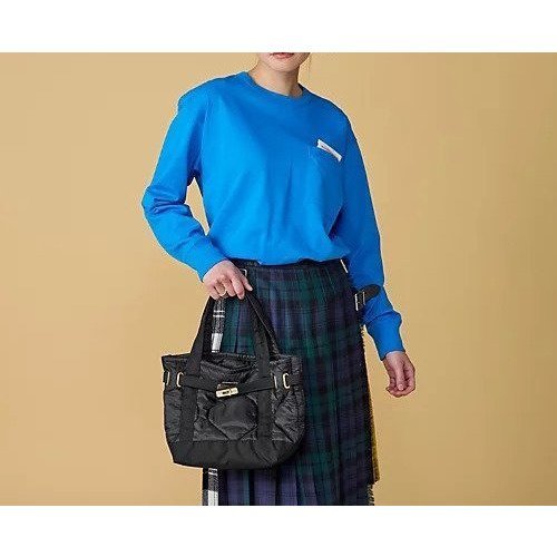 【シータパランティカ/sita parantica】のTOTE-RP-S インテリア・キッズ・メンズ・レディースファッション・服の通販 founy(ファニー) https://founy.com/ ファッション Fashion レディースファッション Ladies' Fashion Online バッグ Bag キルティング Quilting コンパクト Compact シンプル Simple ツイスト Twist トレンド Trend ベーシック Basic ポーチ Pouch エレガント 上品 Elegant 定番 Standard 財布 Wallet |ID: prp329100004593156 ipo3291000000032612653