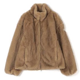 【ケープホーン/CAPE HORN】のISLUGA 人気、トレンドファッション・服の通販 founy(ファニー) ファッション Fashion レディースファッション Fashion for Women イタリア Italy インナー Innerwear エレガント 上品 Elegant ジップ Zip, Zipper ダウン Down, Puffer デニム Denim, Jeans Material トレンド Trend, Trending Now フェイクファー Faux Fur, Imitation Fur フロント Front, Front Design ブルゾン Blouson, Bomber Jacket ボックス Boxy, Box Shape リアル Real, Realistic リュクス Luxury, Elegant, High-End, Chic |ID:prp329100004593210