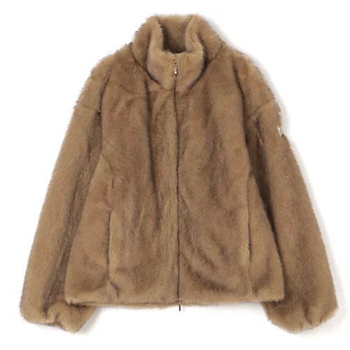 【ケープホーン/CAPE HORN】のISLUGA 人気、トレンドファッション・服の通販 founy(ファニー) 　ファッション　Fashion　レディースファッション　Fashion for Women　イタリア　Italy　インナー　Innerwear　エレガント 上品　Elegant　ジップ　Zip, Zipper　ダウン　Down, Puffer　デニム　Denim, Jeans Material　トレンド　Trend, Trending Now　フェイクファー　Faux Fur, Imitation Fur　フロント　Front, Front Design　ブルゾン　Blouson, Bomber Jacket　ボックス　Boxy, Box Shape　リアル　Real, Realistic　リュクス　Luxury, Elegant, High-End, Chic　 other-1|ID: prp329100004593210 ipo3291000000033821470