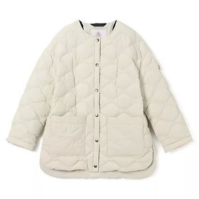 【ピレネックス/PYRENEX】 SIENNA(シエナ)ダウンジャケット人気、トレンドファッション・服の通販 founy(ファニー) ファッション Fashion レディースファッション Fashion for Women アウター Coat / Outerwear Collection レディースジャケット・軽アウター Jackets キルト Quilt, Quilted Fabric ショルダー Shoulder, Shoulder Strap ジャケット Jacket, Outerwear ダウン Down, Puffer ドロップ Drop Shoulder, Dropped Style フロント Front, Front Design ミリタリー Military, Army Style ライナー Liner, Inner Layer ワイド Wide, Wide Fit |ID:prp329100004593222