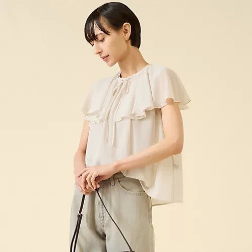 【マルティニーク/martinique】のシフォンジョーゼットブラウス インテリア・キッズ・メンズ・レディースファッション・服の通販 founy(ファニー) 　ファッション　Fashion　レディースファッション　Fashion for Women　トップス・カットソー　Cut & Sew Tops　シャツ・ブラウス・オフィスカジュアル　Elegant Blouses & Button-Ups　おすすめ　Recommended / Our Picks　クラシック　Classic, Timeless Style　シフォン　Chiffon, Lightweight Fabric　シンプル　Simple, Minimal　ジョーゼット　Georgette, Semi-Sheer Fabric　ダウン　Down, Puffer　デニム　Denim, Jeans Material　ノースリーブ　Sleeveless, No-Sleeve　ベーシック　Basic, Essential　ワイド　Wide, Wide Fit　オフベージュ|ID: prp329100004594143 ipo3291000000032630393