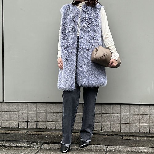 【ヘルノ/HERNO】のエコファーベスト 人気、トレンドファッション・服の通販 founy(ファニー) 　ファッション　Fashion　レディースファッション　Fashion for Women　アウター　Coat / Outerwear Collection　トップス・カットソー　Cut & Sew Tops　ベスト&ジレ / 重ね着スタイル　Vests & Gilets　なめらか　Smooth, Silky Texture　エレガント 上品　Elegant　ベスト　Vest, Waistcoat　軽量　Lightweight, Ultra Light　other-2|ID: prp329100004594237 ipo3291000000034955020