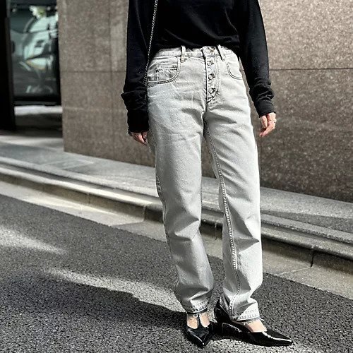 【マラン エトワール/MARANT ETOILE】のデニム 人気、トレンドファッション・服の通販 founy(ファニー) 　ファッション　Fashion　レディースファッション　Fashion for Women　ストレート　Straight, Straight Cut　ダメージ　Distressed, Destroyed　デニム　Denim, Jeans Material　A/W・秋冬　Autumn/Winter　other-3|ID: prp329100004594255 ipo3291000000032632569