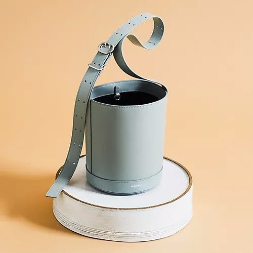 【ジル サンダー/JIL SANDER】のCANNOLO BUCKET 人気、トレンドファッション・服の通販 founy(ファニー) 　ファッション　Fashion　レディースファッション　Fashion for Women　2025年　2025　2025-2026秋冬・A/W　Autumn/Winter 2025–26 AW25–26　コイン　Coin, Coin Design　ラウンド　Round, Round Neck　ラップ　Wrap, Wrap Design　リュクス　Luxury, Elegant, High-End, Chic　other-3|ID: prp329100004594314 ipo3291000000034037317