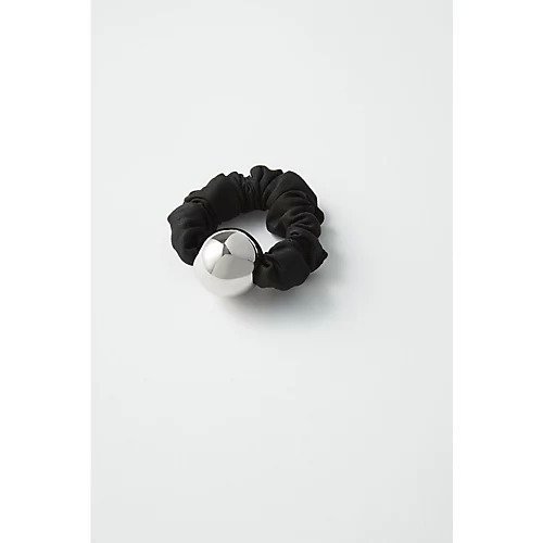 【ヘイップ/heyep】のMedium Metal Ball Silk Scrunchie インテリア・キッズ・メンズ・レディースファッション・服の通販 founy(ファニー) https://founy.com/ ファッション Fashion レディースファッション Fashion for Women シルク Silk, 100% Silk シルバー Silver, Metallic Silver ネップ Nepp, Slub Yarn ハーフ Half, Half-Length ブレスレット Bracelet, Wristband メタル Metal, Metal Parts ロング Long, Long-Length おすすめ Recommended / Our Picks |ID: prp329100004594444 ipo3291000000032638028