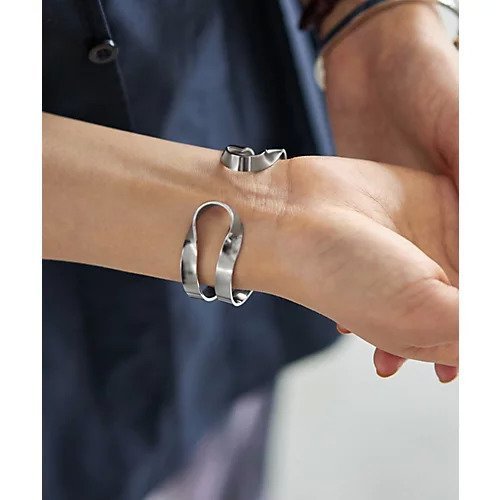 【スタイルデリ/STYLE DELI】の平打ちダブルラインバングル 人気、トレンドファッション・服の通販 founy(ファニー) 　ファッション　Fashion　レディースファッション　Ladies' Fashion Online　クール　Cool　シンプル　Simple　スポーツ　Sports　タオル　Towel　ダブル　Double　ハンド　Hand　バングル　Bangle　メタル　Metal　モノトーン　Monotone　other-3|ID: prp329100004595107 ipo3291000000032648625