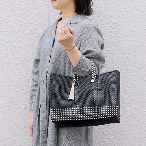 【レトラ/Letra】のMERCADO BAG - Letra hal ORIGINAL CHECK 人気、トレンドファッション・服の通販 founy(ファニー) 　ファッション　Fashion　レディースファッション　Ladies' Fashion Online　コラボ　Collaboration　チェック　Check　人気　Popularity　定番　Standard　A/W・秋冬　Aw・Autumn/Winter・Fw・Fall-Winter　other-2|ID: prp329100004597401 ipo3291000000032674711