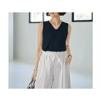 【スタイルデリ/STYLE DELI】の薄手なとろみシャリ感Vネックトップス 人気、トレンドファッション・服の通販 founy(ファニー) ファッション Fashion レディースファッション Ladies' Fashion Online トップス・カットソー Tops/Tshirt Vネック V-Neck インナー Inner カットソー Cut And Sew 軽量 Lightweight サロペット Overalls シンプル Simple ジャケット Jacket ストレート Straight スリット Slit とろみ Thickness タンク Tank デコルテ Decolletage 定番 Standard ノースリーブ No Sleeve バランス Balance フィット Fit フォルム Form ベーシック Basic 夏 Summer エレガント 上品 Elegant |ID:prp329100004597455